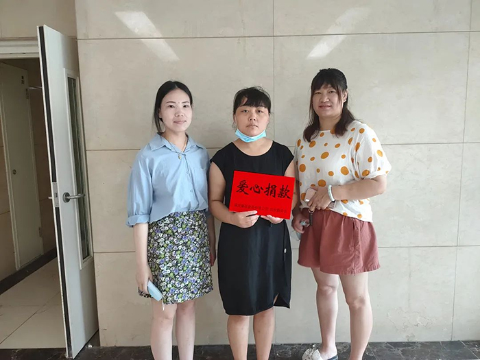 暖心慰問(wèn)，進(jìn)行中